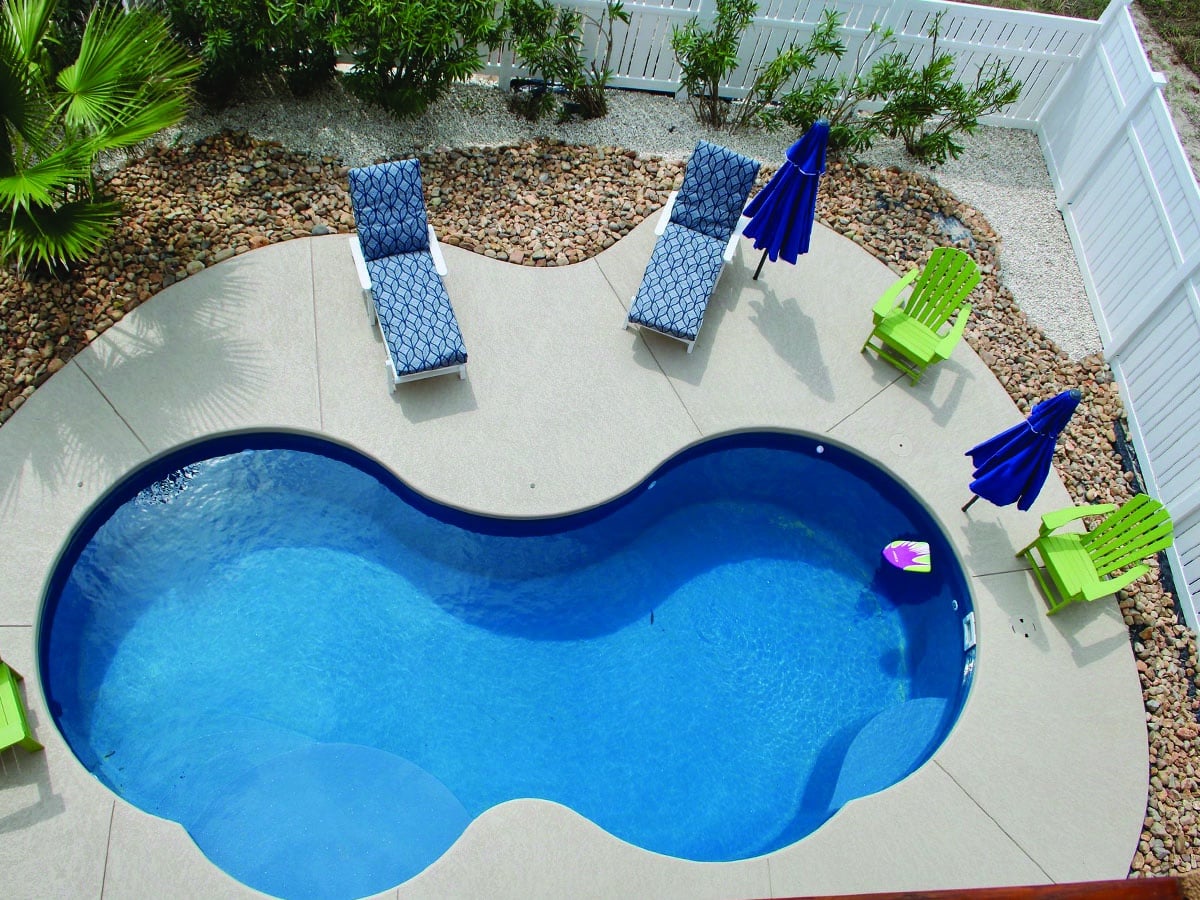 latham picasso pool