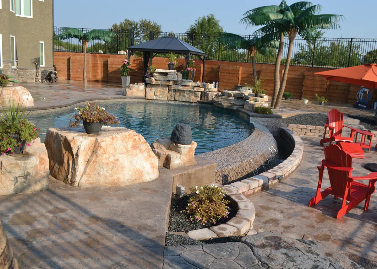 Crescent Latham Pool