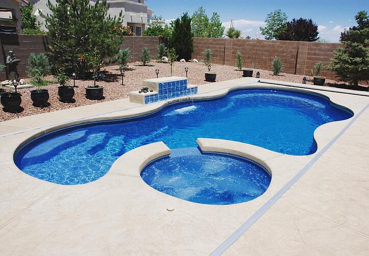 Lee-Sure-Pools-Albaquerque-New-Mexico-Fiberglass-Swimming-Pool-Viking-Pools