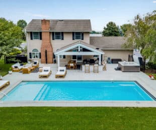 Corinthian 16 - Crystite Crystal Pearl White