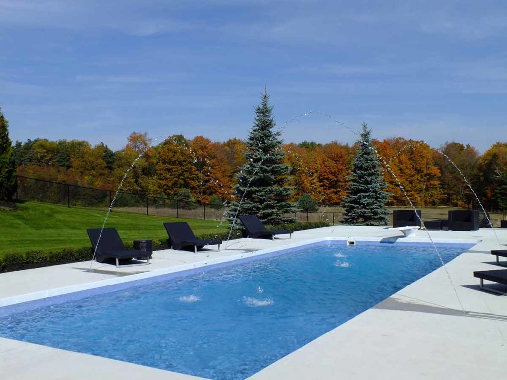 Monaco Fiberglass Pool