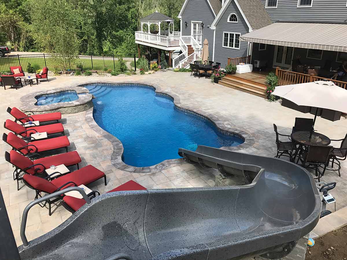 latham synergy pool