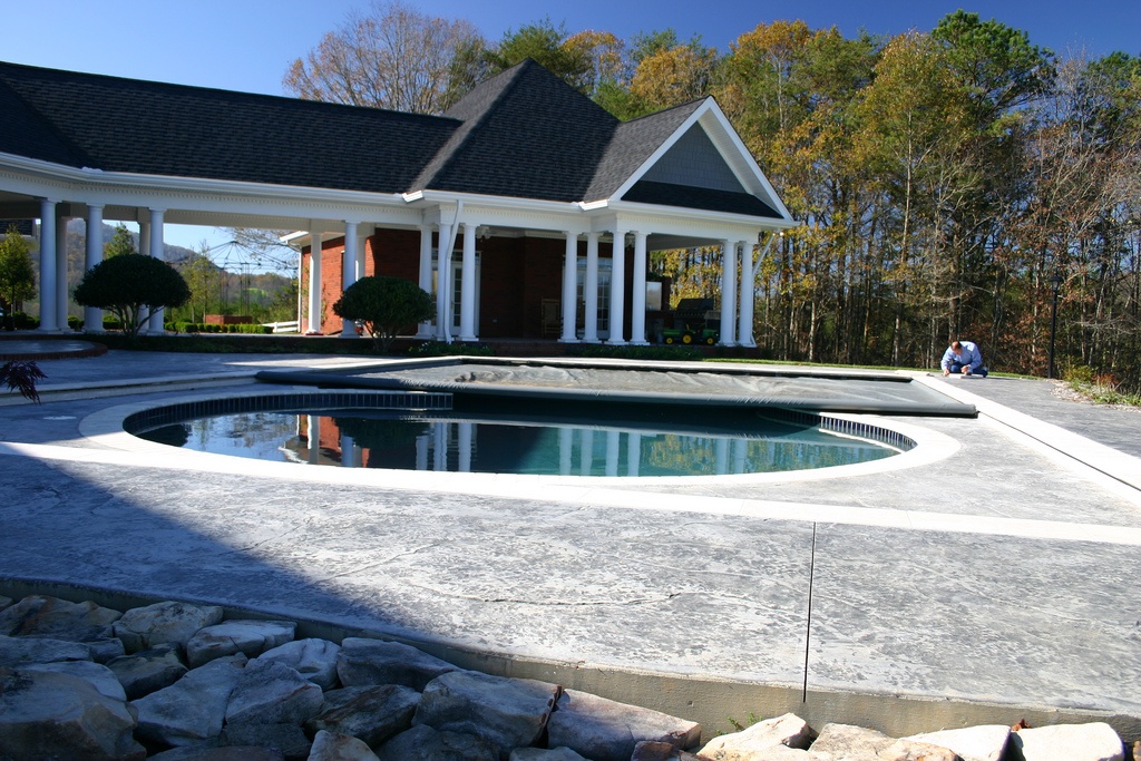 Automatic Safety pool cover - rectangular pool