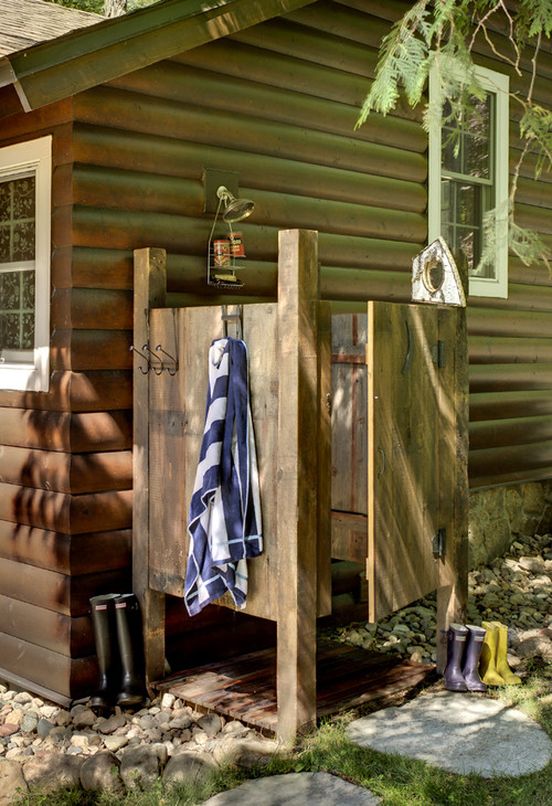 Outdoor pool shower