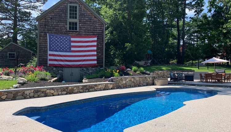 gulf-coast-pacific blue-fiberglass-barn-american-flag.jpg