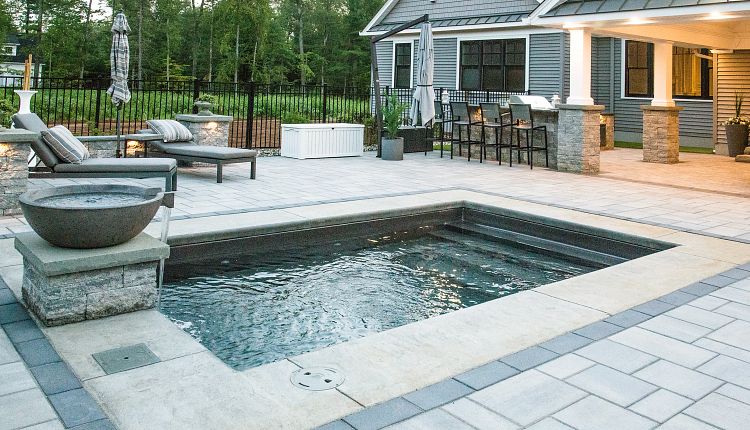 Fiberglass | Milan, plunge shaped pool