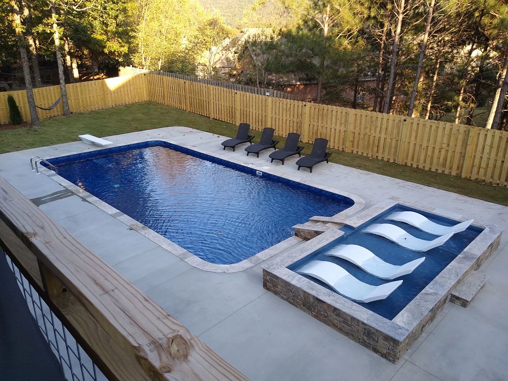 Latham Vinyl Liner Pools Rectangle (Vinyl Liner) | LEGENDS / DEEP BLUE FUSION inground pool