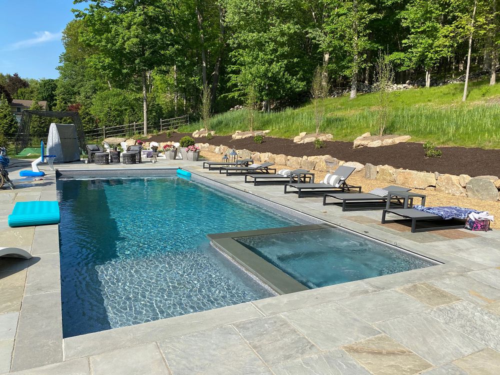 astoria pool latham