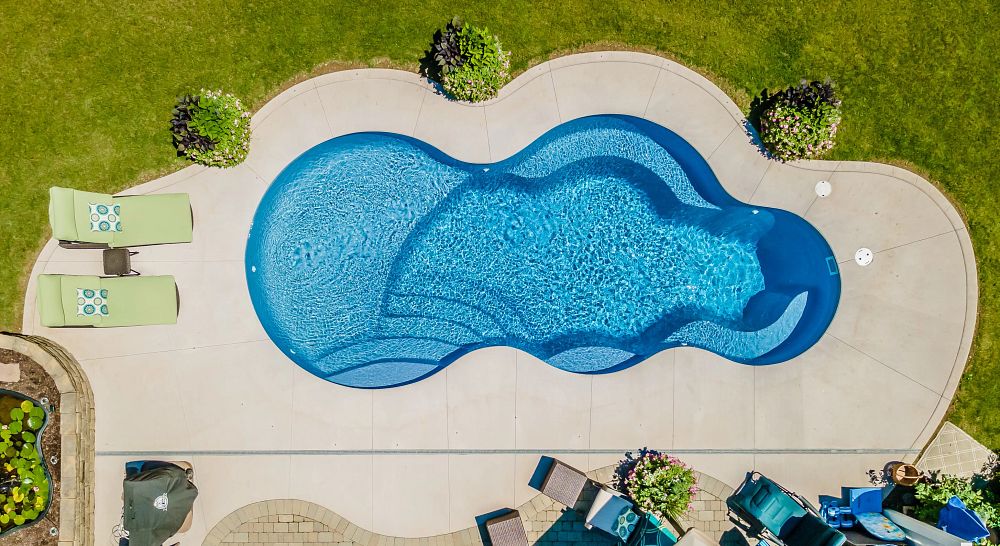 Latham Axiom 14 Model In Classic Sapphire Blue | Fiberglass Pool