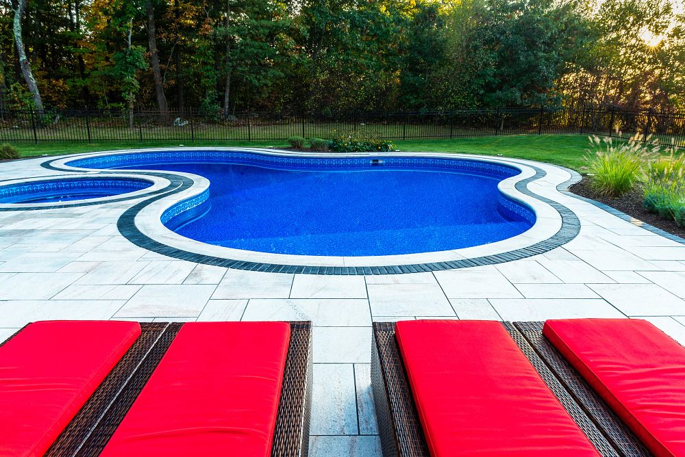 Latham Vinyl Liner Pools Lagoon | OXFORD / ELECTRIC AQUARIUS inground pool