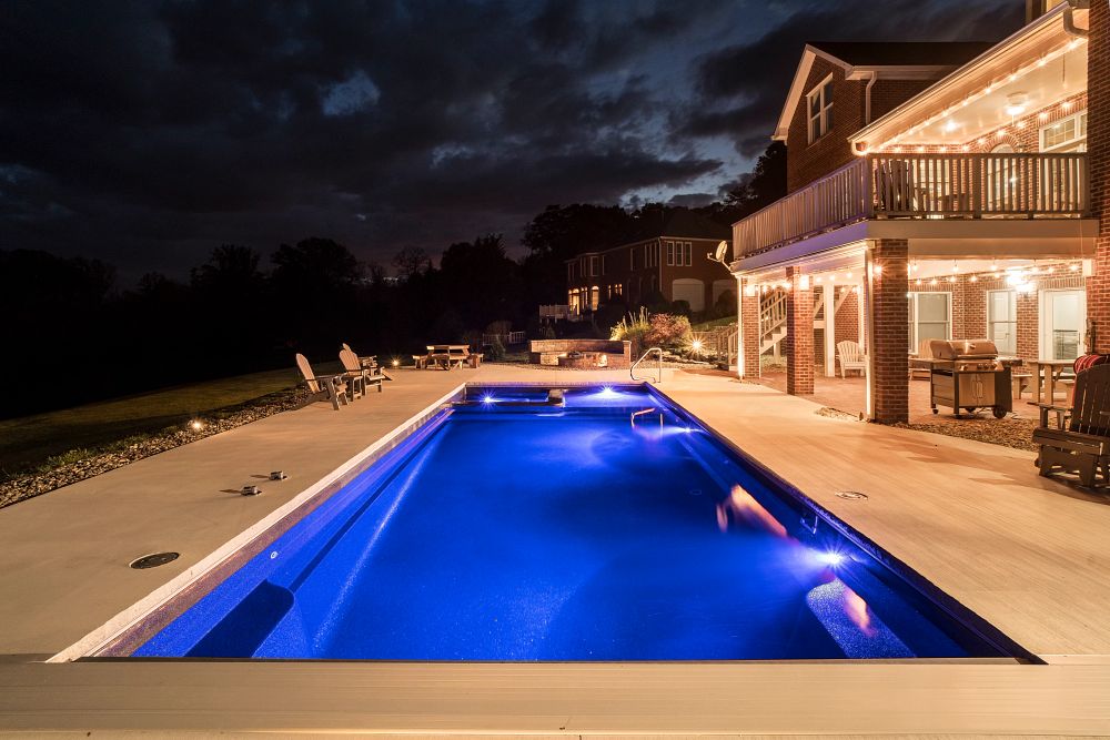 Latham Fiberglass Astoria | Crystite Crystal Night Sky inground pool