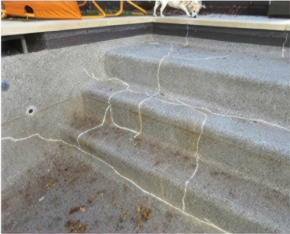 Concrete Cancer on steps