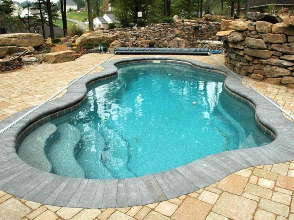 Latham Fiberglass Bermuda inground pool